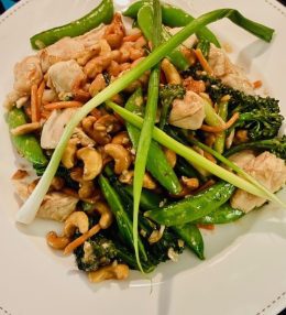 Velvet Chicken With Almonds