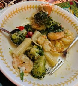 Pasta with Broccoli and Lemon Cream Sauce